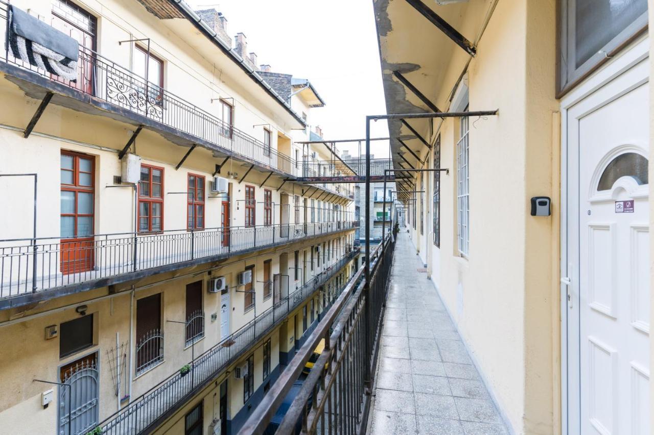 Lovely Little Loft Studio In The Heart Of Budapest Eksteriør billede